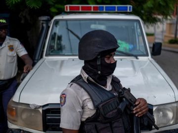 Policía Haití