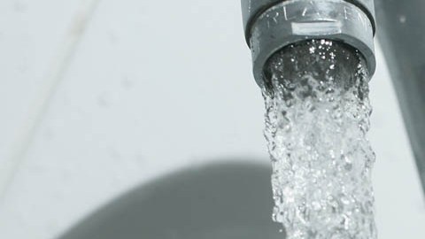 El problema que afecta a la familia Mallet se debe a un error de lectura en su medidor de agua