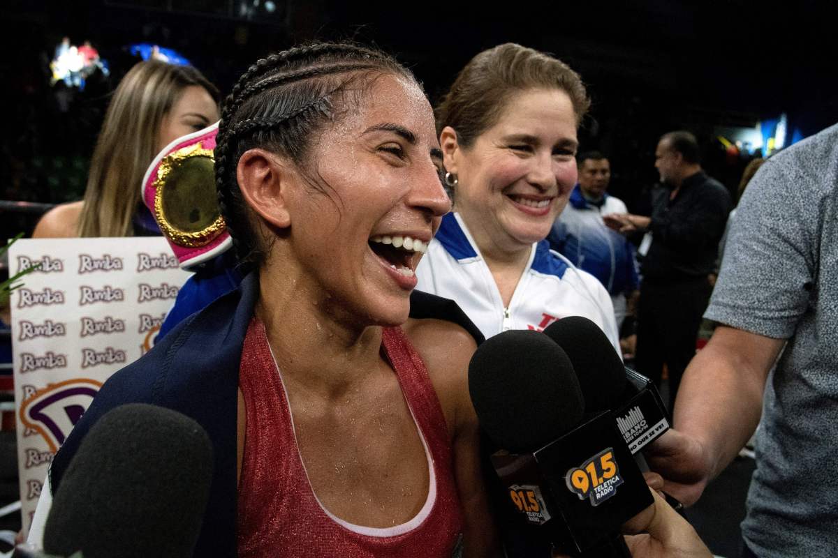 La costarricense y campeona mundial de boxeo, Yokasta Valle