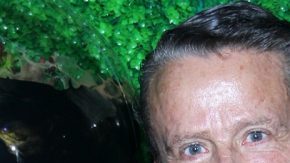 Carlos Trejo ofreció trabajo a Alfredo Adame.