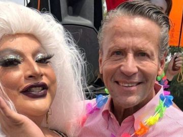 Alfredo Adame participará por segunda vez en la marcha del orgullo gay en México.