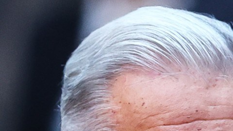 Andrés Manuel López Obrador se despide de Ignacio López Tarso.