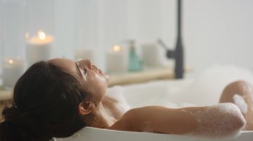 Los baños energéticos purifican el aura y eliminan la energía negativa.