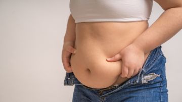 5 ejercicios que te ayudarán a recoger la grasa colgante de la barriga