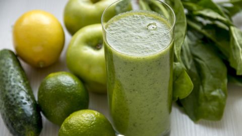 Día de San Patricio 2023: batidos verdes que te ayudarán a lucir más saludable