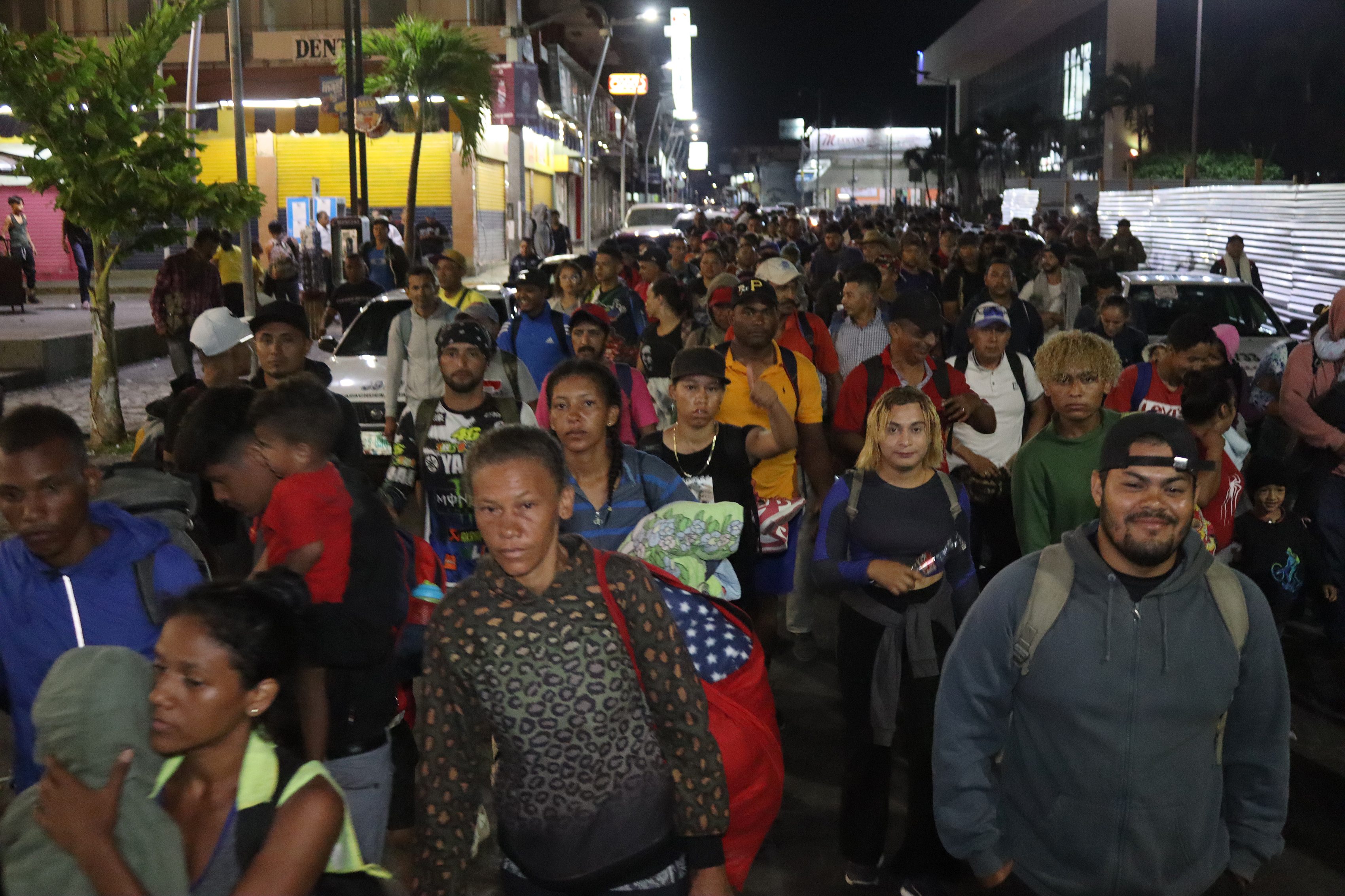 Una segunda caravana migrante con unas 1 000 personas sali del