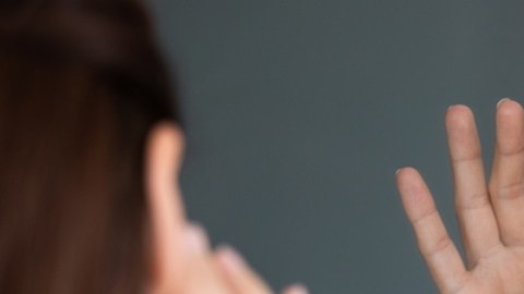 Formas naturales para mejorar la producción de colágeno, según un doctor