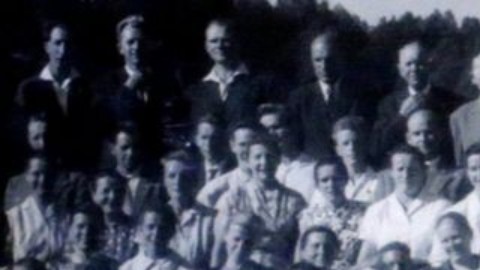 En Colonia Dignidad llegaron a vivir centenares de personas bajo el lema: "Silencio es fortaleza".