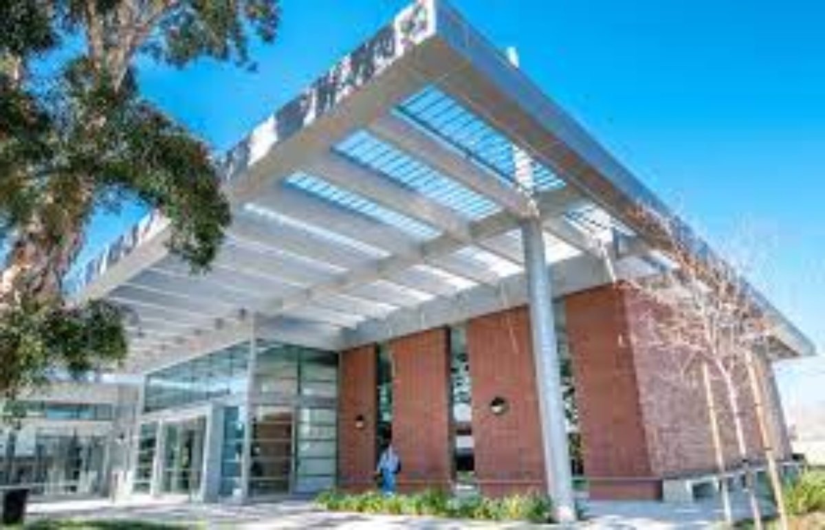 Conozca los programas de la universidad independiente Compton College