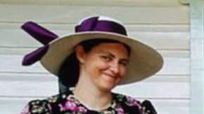 Tres generaciones de menonitas en Paraguay.