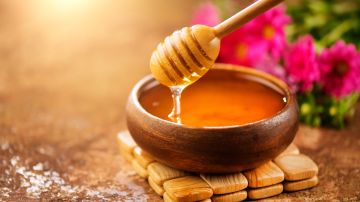 La miel es un elemento que en los rituales se usa para retirar bloqueos y salaciones.
