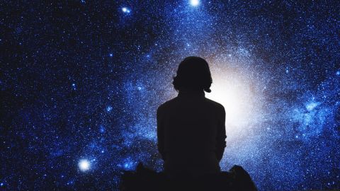 El universo abre un portal energético en fechas espaciales.
