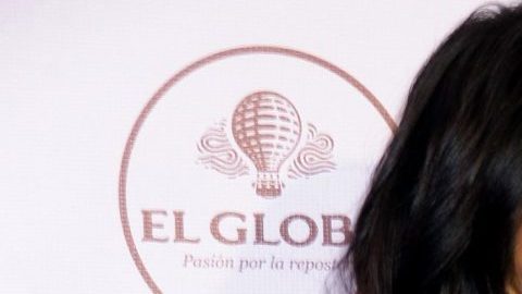 Bárbara de Regil rompió la dieta y se compró unas papitas fritas.