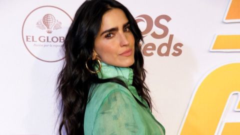 Bárbara de Regil rompió la dieta y se compró unas papitas fritas.