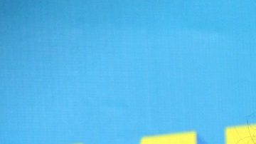 Verónica Castro felicita a su hijo por su extensa carrera.