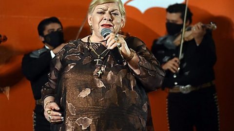 Paquita la del Barrio se retiró de los escenarios.