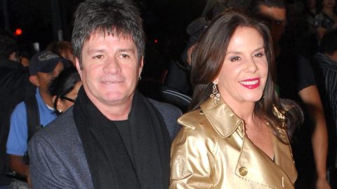 Alejandro Camacho sufre la pérdida de Rebecca Jones.