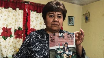 "Viene su cumpleaños y no sé qué regalarle porque no la conozco": la mexicana que encontró a su hija desaparecida hace 27 años