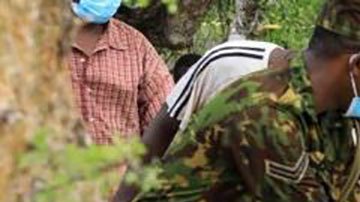 El hallazgo de decenas de cuerpos de los miembros de una secta que se dejaron morir de hambre "para llegar al cielo"