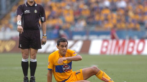 Fotografía de archivo de Walter Gaitán con Tigres de la UANL.