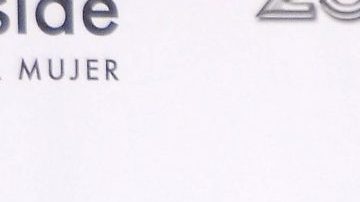 Cynthia Rodríguez presume cómo crece su pancita.