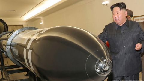 Pyongyang condena maniobras y dice que sus amenazas no son "palabras huecas"