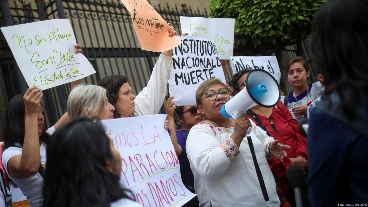Protesta de activistas tras la muerte de 39 migrantes en Ciudad Juárez