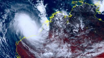 Australia se prepara para el ciclón más fuerte de la última década
