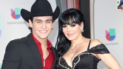 Julián Figueroa manda mensaje a Maribel Guardia, a través de Ramsés Vidente.