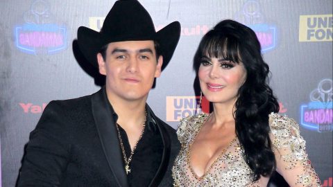 Maribel Guardia por fin habla con la prensa sobre la muerte de su hijo Julián Figueroa | Mezcalent.