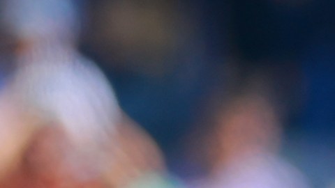 Dani Alves defendiendo los colores de los Pumas.