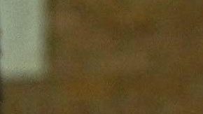 El rey Felipe IV, el poeta venezolano Rafael Cadenas y la reina Letizia de España posando después de la ceremonia del Premio Cervantes 2022.