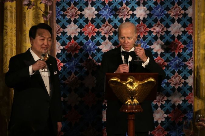 Joe Biden y Yoon Sur Yeol