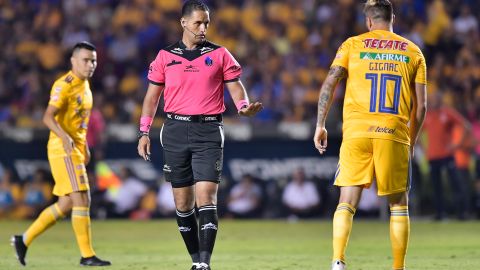 Roberto García Orozco junto a André Pierre Gignac en la Liga MX 2019.