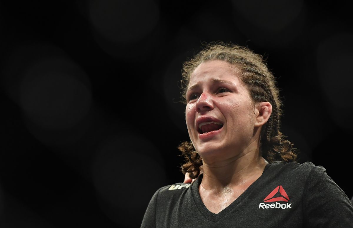 Peleadora De Ufc Sufre Peligroso Corte En El Ojo Durante Su Combate En