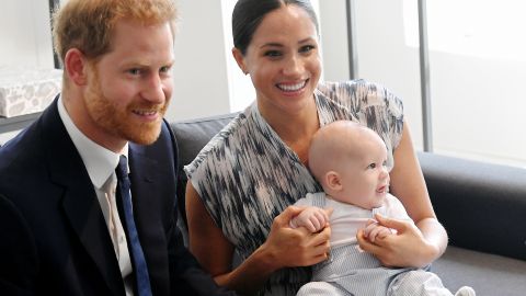 CAPE TOWN, SOUTH AFRICA - SEPTEMBER 25: Prince Harry, Duke of Sussex, Meghan, Duchess of Sussex and their baby son Archie Mountbatten-Windsor meet Archbishop Desmond Tutu and his daughter Thandeka Tutu-Gxashe at the Desmond & Leah Tutu Legacy Foundation during their royal tour of South Africa on September 25, 2019 in Cape Town, South Africa. (Photo by Toby Melville - Pool/Getty Images)