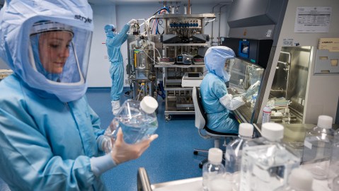 CDC advierten de casos con el virus Marburg, una enfermedad mortal similar al ébola