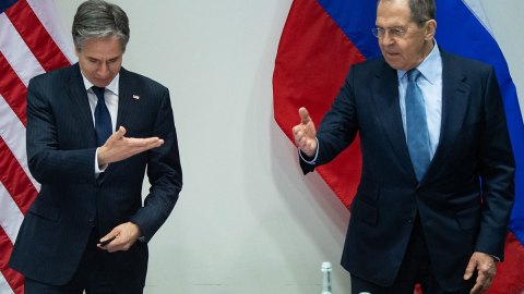 Antony Blinken pide a su homólogo ruso Serguéi Lavrov la liberación de los estadounidenses Evan Gershkovich y Paul Whelan
