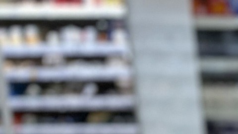 Un proyecto de ley republicano afectaría a unos 10 millones de personas que reciben SNAP.