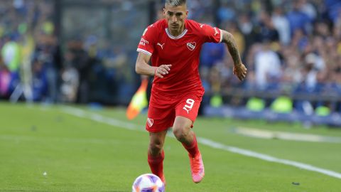 Leandro Fernández juega en la Universidad Católica de Chile.