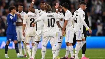 Jugadores del Real Madrid celebrando ante Chelsea en Champions.