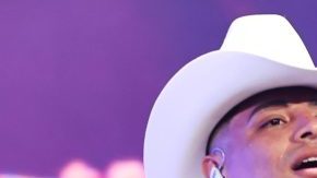 Eduin Caz y Johnny Caz mostraron defenderse como hermanos.