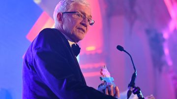 LONDON, ENGLAND - JUNE 01: Paul O'Grady speaks on stage during the Rainbow Honours at 8 Northumberland Avenue on June 01, 2022 in London, England. (Photo by Stuart C. Wilson/Getty Images)
