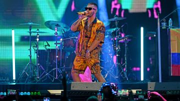 MIAMI, FLORIDA - OCTOBER 15: Manuel Turizo performs onstage at the iHeartRadio Fiesta Latina '22 show, presented by the JUVÉDERM collection of fillers, at FTX Arena on October 15, 2022 in Miami, Florida. (Photo by Jason Koerner/Getty Images for iHeartRadio)