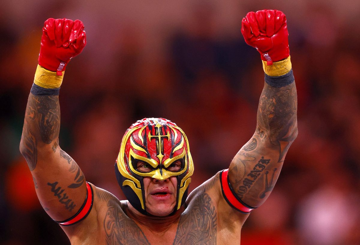 Rey Mysterio gana en Wrestlemania desde el Sofi Stadium con tributo a