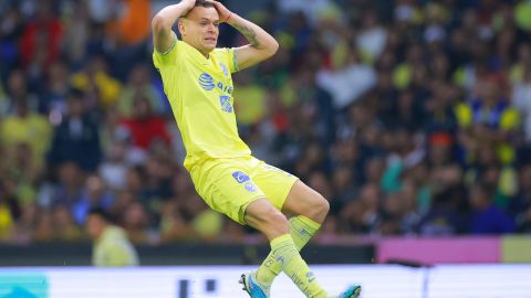 Jonathan 'Cabecita' Rodríguez en un partido de Club América.