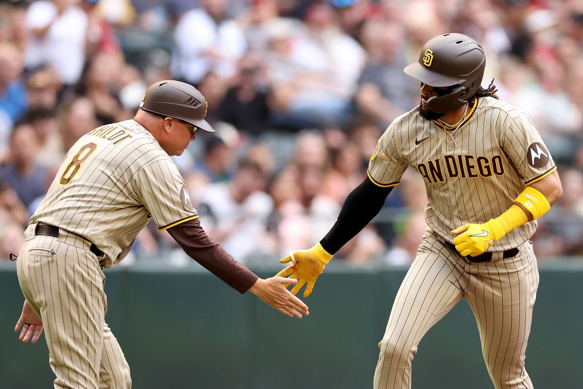 “Fernando Tatis Jr. Hits First Home Run of the Season Against Arizona Diamondbacks”