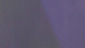 Anuel en la alfombra roja de los Latin AMAs 2023.