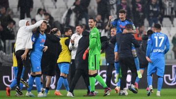 Jugadores del Napoli celebrando su victoria ante Juventus.