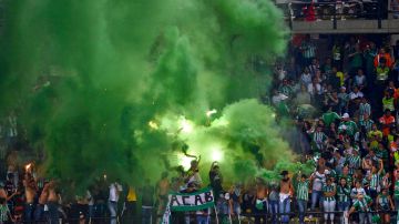 Los disturbios provocaron la suspensión del partido y que el próximo juego de Copa Libertadores cambie de sede.